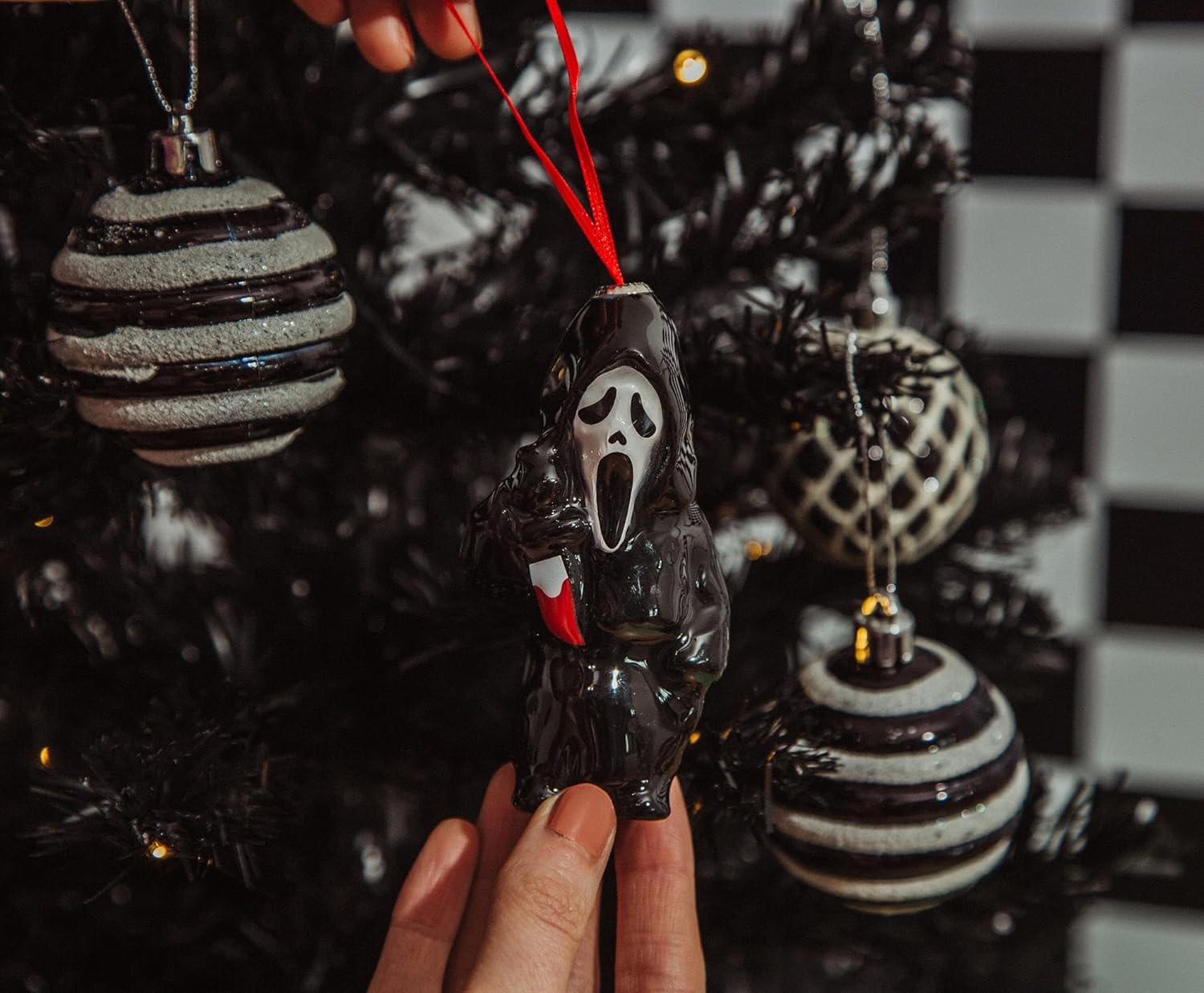Scream Ghostface 4-Inch Shatterproof Ornament