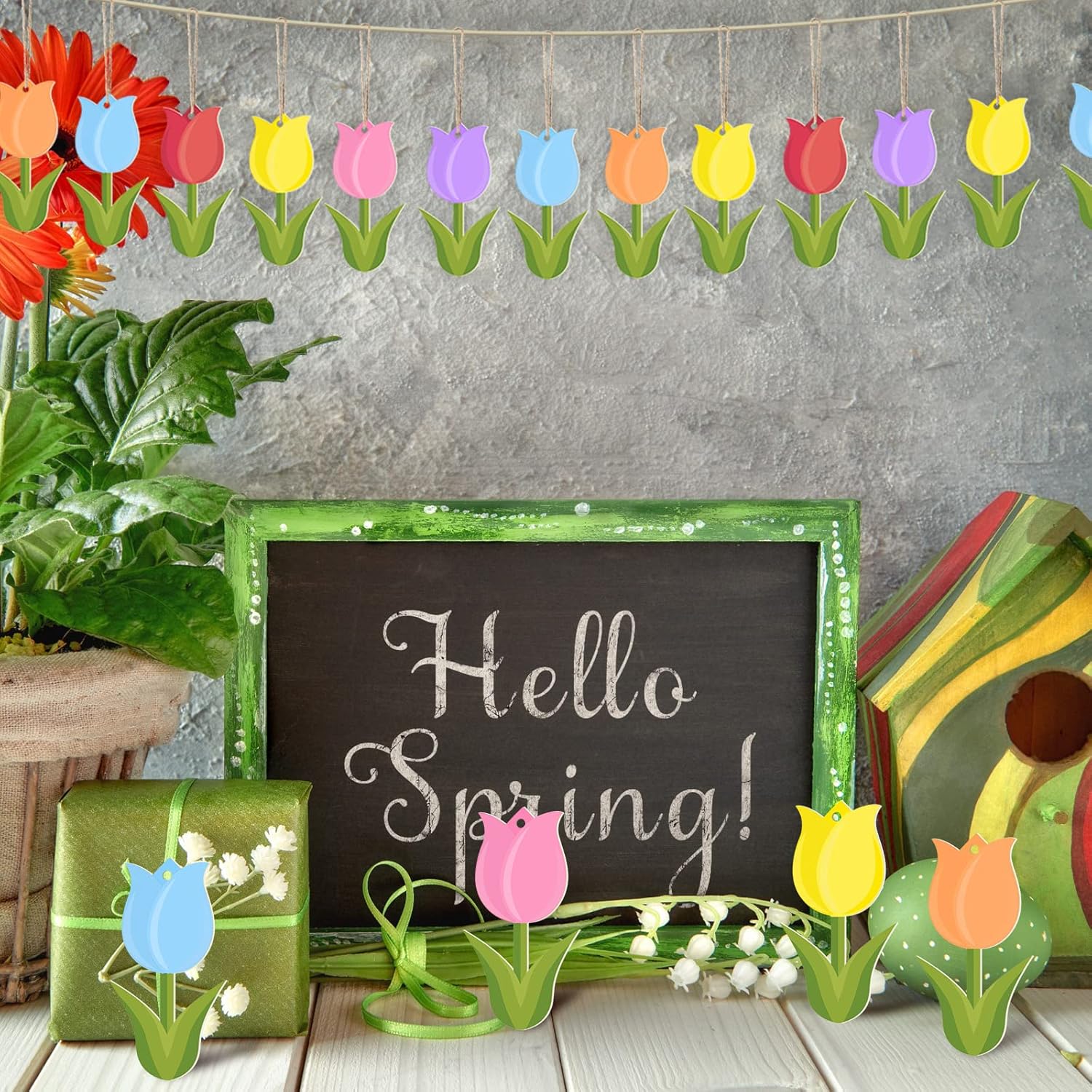 Ferraycle 36 Piece Wooden Tulip Hanging Decorations